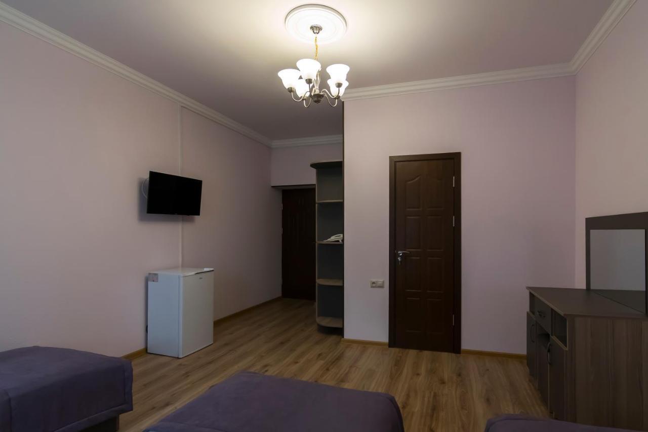 Afa Hotel & Guest House Erevan Exterior foto