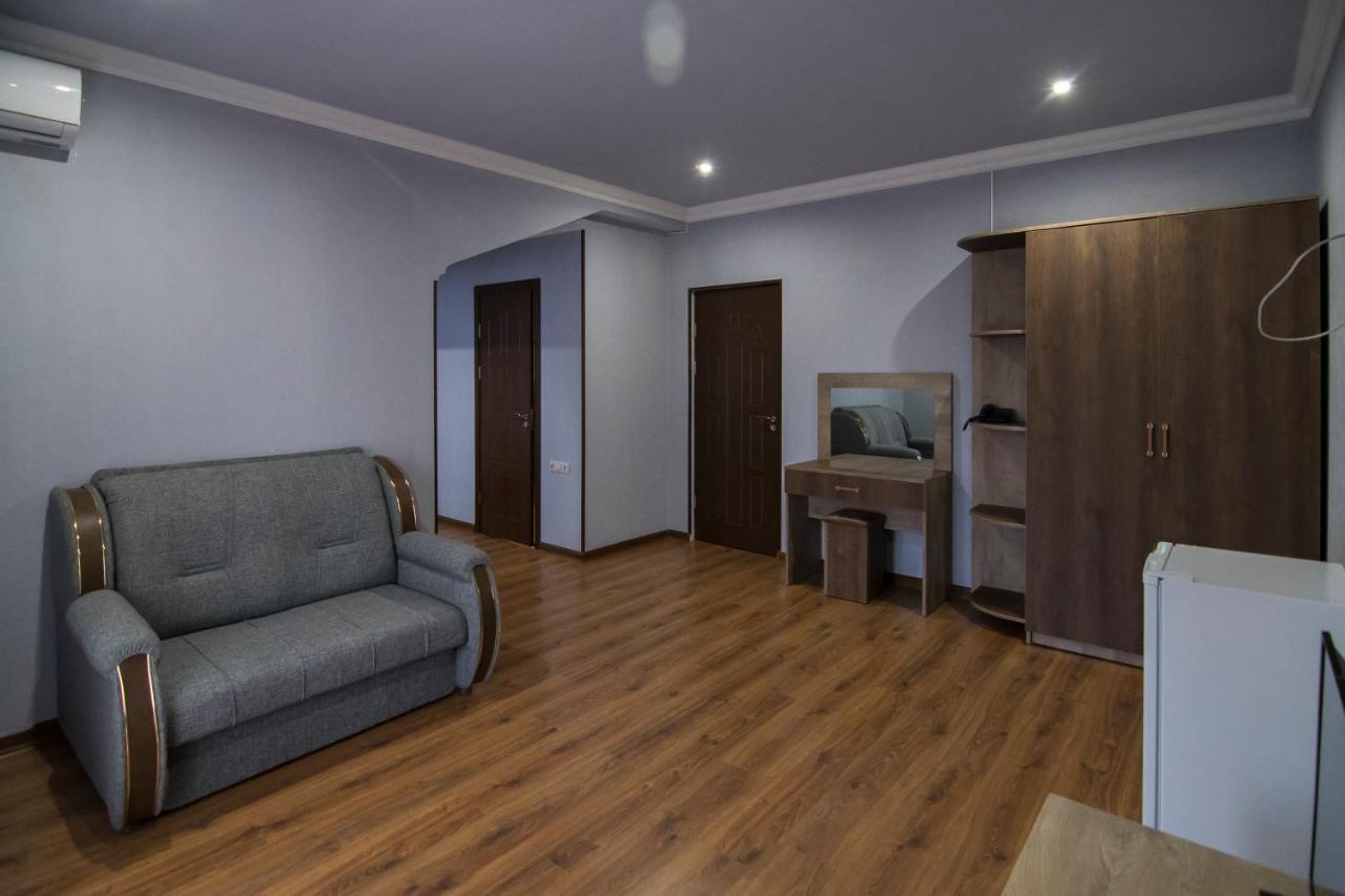 Afa Hotel & Guest House Erevan Exterior foto